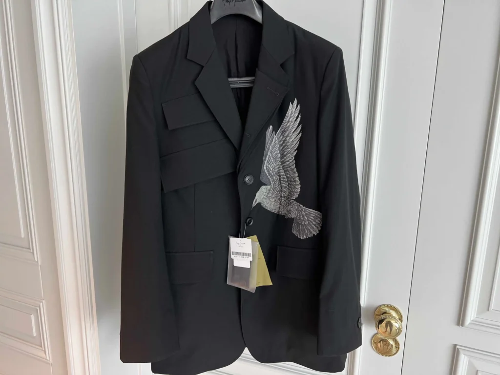 TOP-YAMAMOTO's original design of a black casual jacket made of dove wool suit